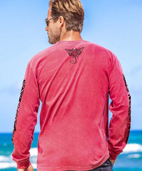 T-Shirts>Crazy Shirts Manta Aumakua - Paradise Red Dyed Long Sleeve Crewneck T-Shirt