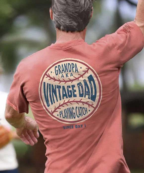 T-Shirts>Crazy Shirts Vintage Dad - Chile Dyed Short Sleeve Crewneck T-Shirt