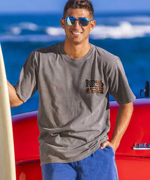 T-Shirts>Crazy Shirts Vintage Flag - Crater Dyed® Short Sleeve Crewneck T-Shirt